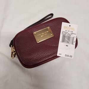 MK Jet Set Leather Wristlet